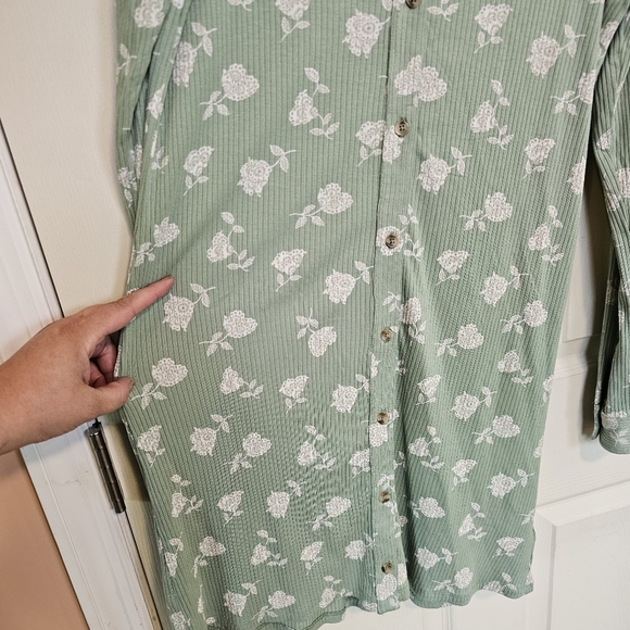 O'Neill Juliette Floral Button Down Knit Ribbed Long Sleeve Mini Sage Dress - Picture 8 of 9